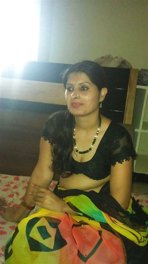 bhabhi sex|Hot Bhabhi bhabhi ki chudai with indian saree sex